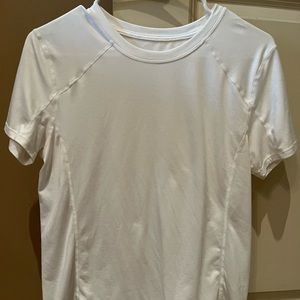 Womens Zyia White Cloud Short Sleeve T(M)